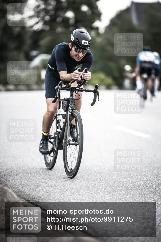 21.06.2026 - 29. Vierlanden-Triathlon H.Heesch http://msf.ph/oto/9911275 21.06.2026 09:39:29 Radfahren 22, 92, 100, 213 meine-sportfotos.de