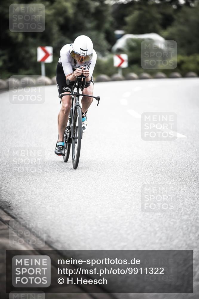 21.06.2026 - 29. Vierlanden-Triathlon H.Heesch http://msf.ph/oto/9911322 21.06.2026 09:39:59 Radfahren 124, 275 meine-sportfotos.de