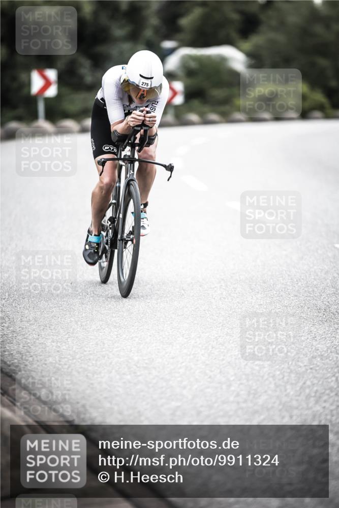 21.06.2026 - 29. Vierlanden-Triathlon H.Heesch http://msf.ph/oto/9911324 21.06.2026 09:39:59 Radfahren 124, 275 meine-sportfotos.de