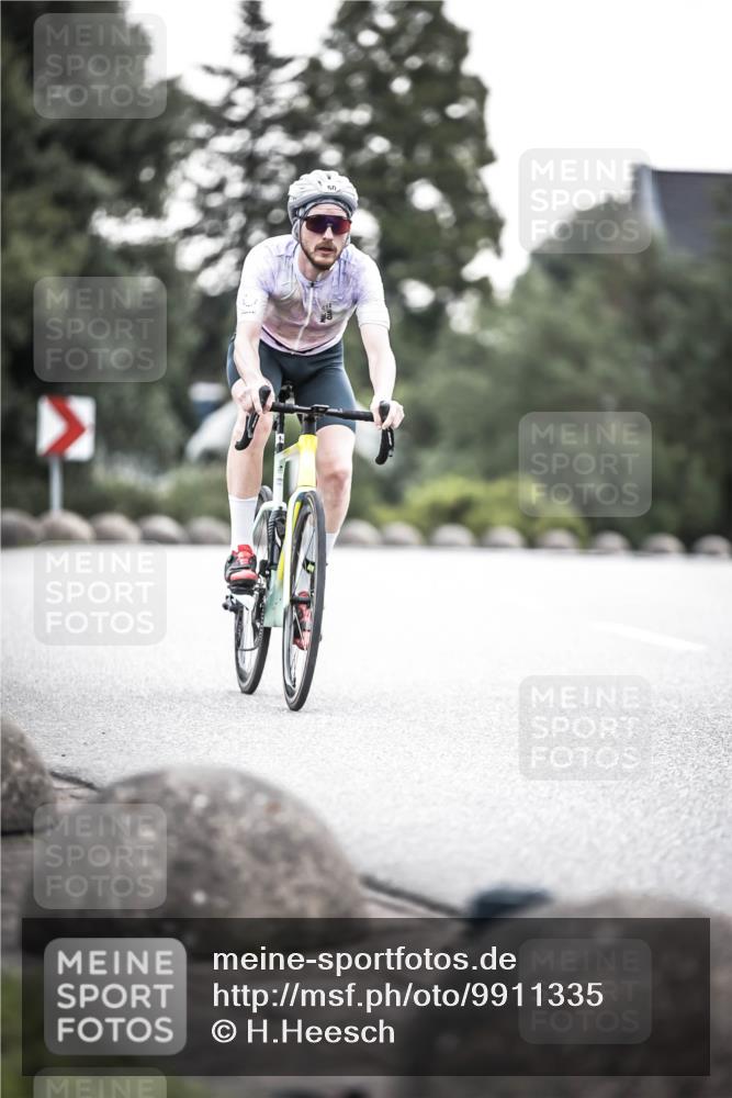 21.06.2026 - 29. Vierlanden-Triathlon H.Heesch http://msf.ph/oto/9911335 21.06.2026 09:40:27 Radfahren 50, 116 meine-sportfotos.de