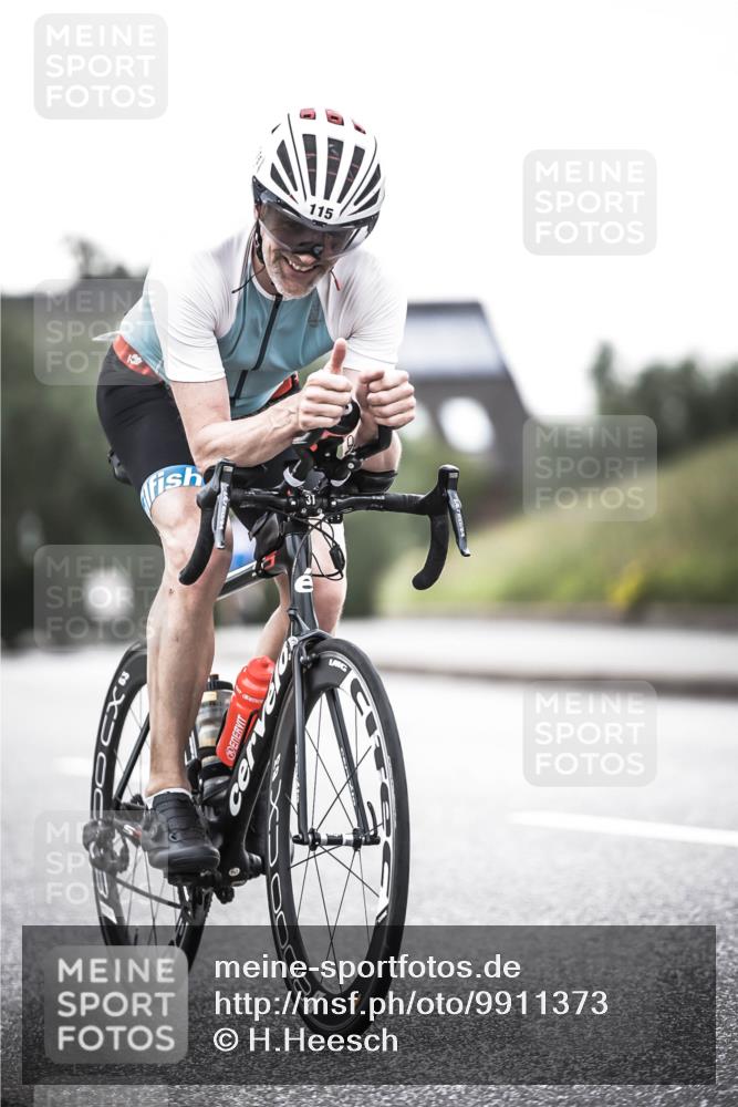 21.06.2026 - 29. Vierlanden-Triathlon H.Heesch http://msf.ph/oto/9911373 21.06.2026 09:40:50 Radfahren 36, 64, 115 meine-sportfotos.de