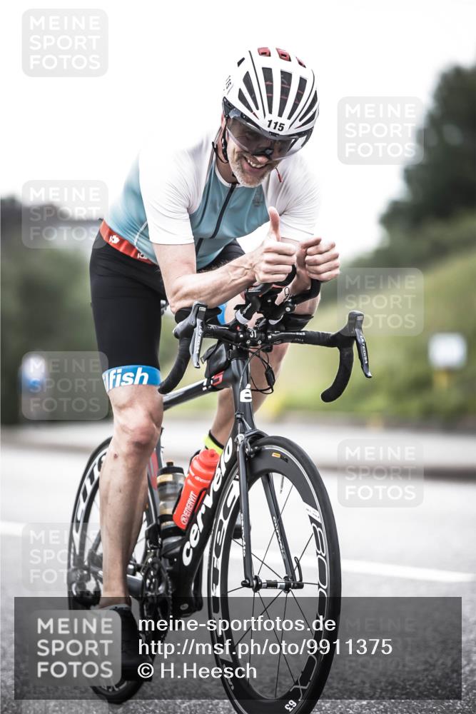 21.06.2026 - 29. Vierlanden-Triathlon H.Heesch http://msf.ph/oto/9911375 21.06.2026 09:40:50 Radfahren 36, 64, 115 meine-sportfotos.de