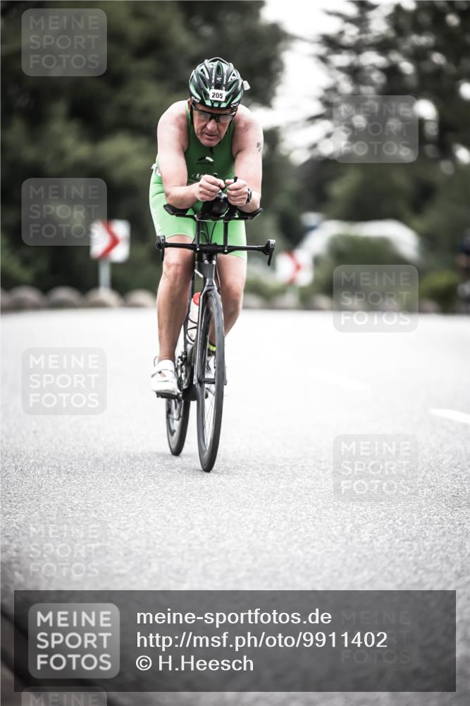 21.06.2026 - 29. Vierlanden-Triathlon H.Heesch http://msf.ph/oto/9911402 21.06.2026 09:41:34 Radfahren 146, 205 meine-sportfotos.de