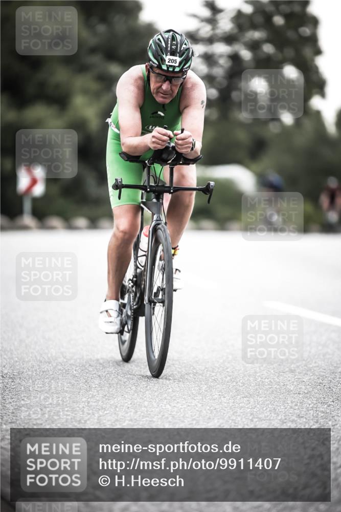 21.06.2026 - 29. Vierlanden-Triathlon H.Heesch http://msf.ph/oto/9911407 21.06.2026 09:41:34 Radfahren 146, 205 meine-sportfotos.de