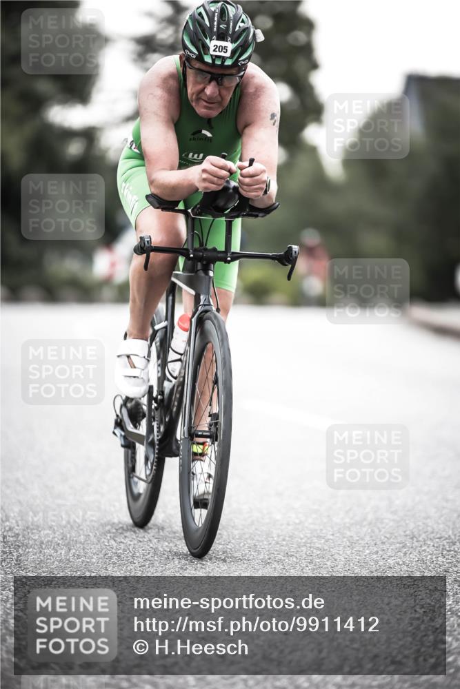 21.06.2026 - 29. Vierlanden-Triathlon H.Heesch http://msf.ph/oto/9911412 21.06.2026 09:41:34 Radfahren 146, 205 meine-sportfotos.de