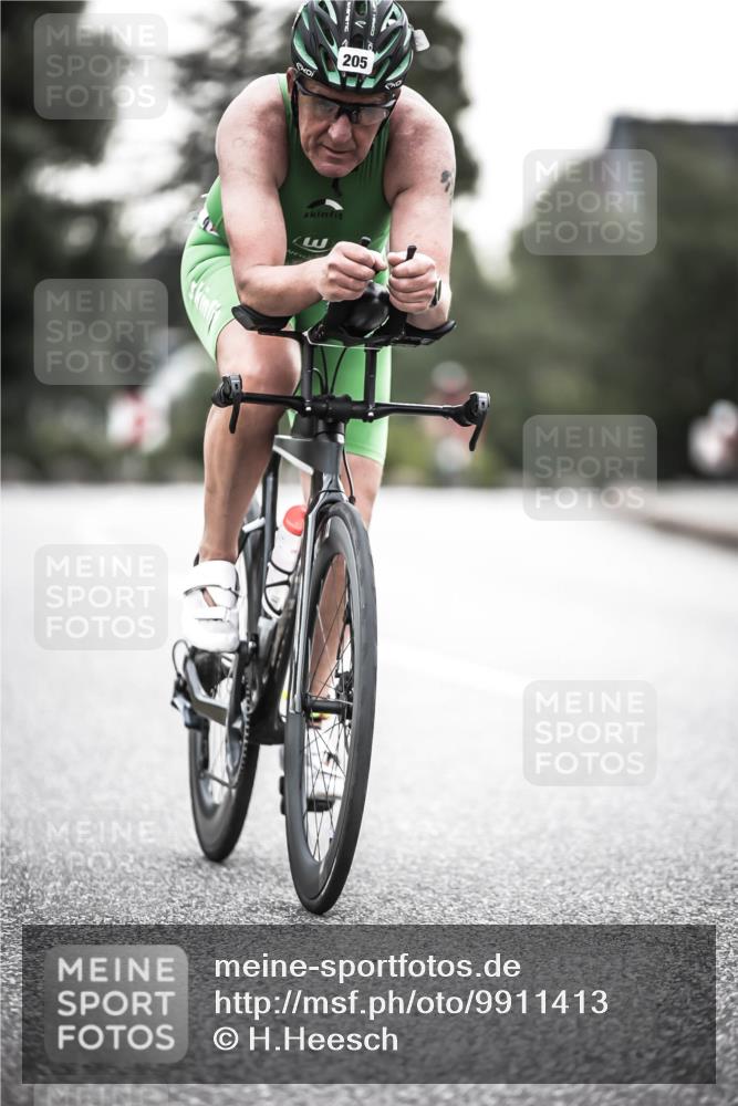 21.06.2026 - 29. Vierlanden-Triathlon H.Heesch http://msf.ph/oto/9911413 21.06.2026 09:41:34 Radfahren 146, 205 meine-sportfotos.de