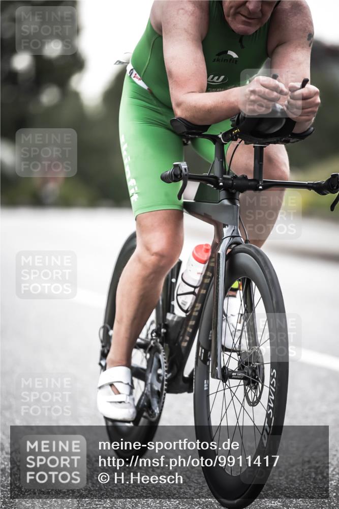 21.06.2026 - 29. Vierlanden-Triathlon H.Heesch http://msf.ph/oto/9911417 21.06.2026 09:41:35 Radfahren 146, 205 meine-sportfotos.de