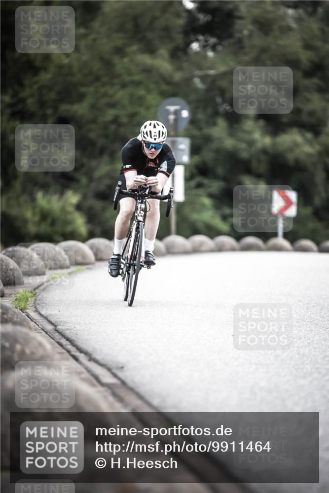 21.06.2026 - 29. Vierlanden-Triathlon H.Heesch http://msf.ph/oto/9911464 21.06.2026 09:41:49 Radfahren 15, 89 meine-sportfotos.de
