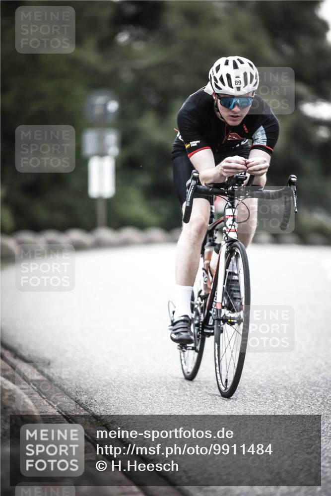 21.06.2026 - 29. Vierlanden-Triathlon H.Heesch http://msf.ph/oto/9911484 21.06.2026 09:41:50 Radfahren 15, 89 meine-sportfotos.de
