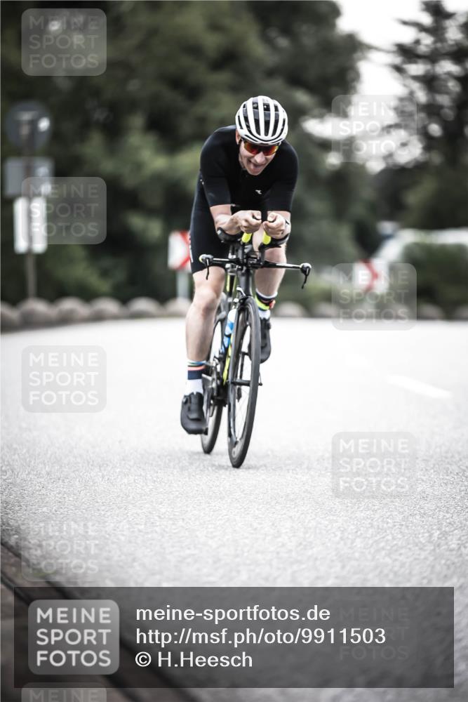 21.06.2026 - 29. Vierlanden-Triathlon H.Heesch http://msf.ph/oto/9911503 21.06.2026 09:42:03 Radfahren 191, 244, 1354 meine-sportfotos.de