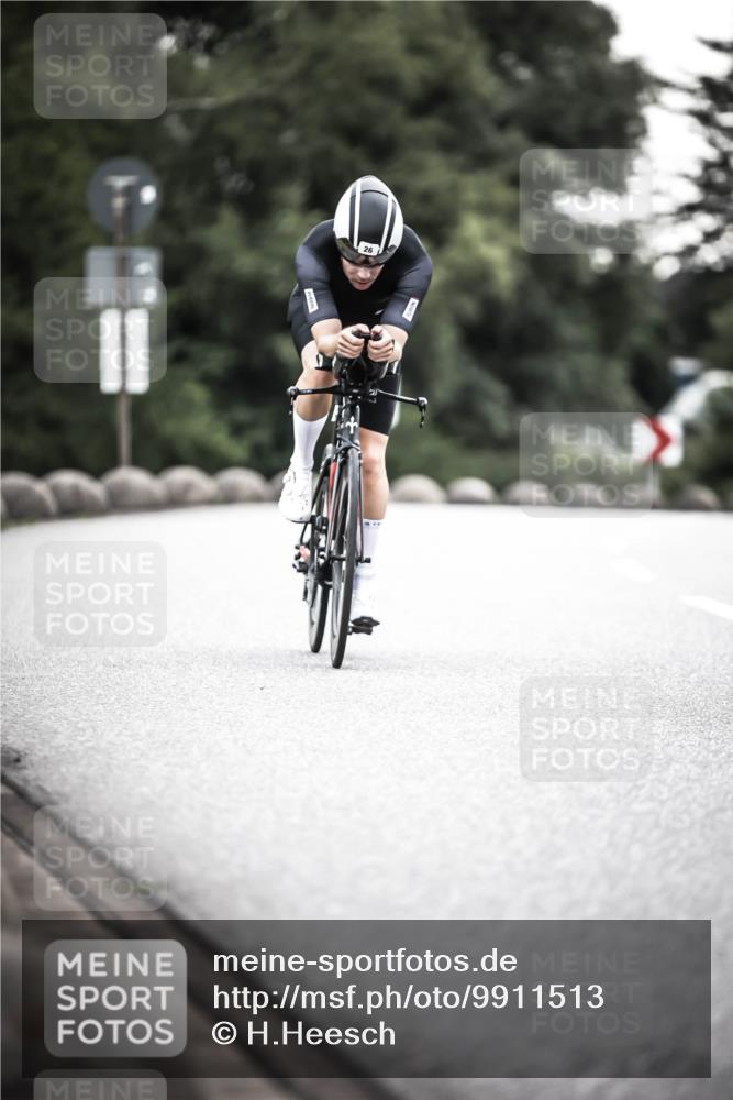21.06.2026 - 29. Vierlanden-Triathlon H.Heesch http://msf.ph/oto/9911513 21.06.2026 09:42:20 Radfahren 26, 31, 37, 137 meine-sportfotos.de