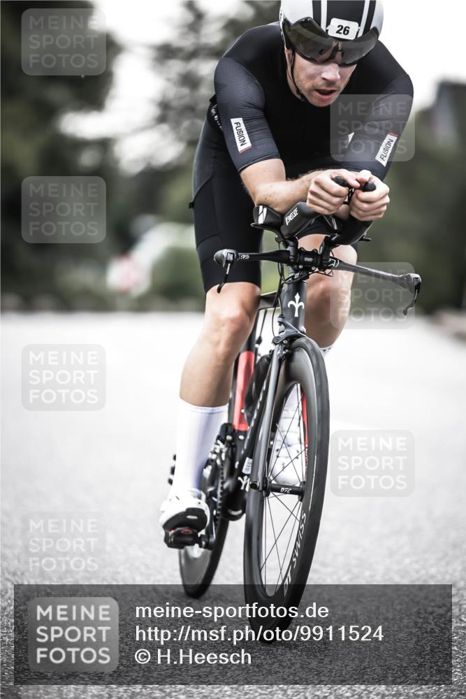 21.06.2026 - 29. Vierlanden-Triathlon H.Heesch http://msf.ph/oto/9911524 21.06.2026 09:42:21 Radfahren 26, 31, 37, 137 meine-sportfotos.de