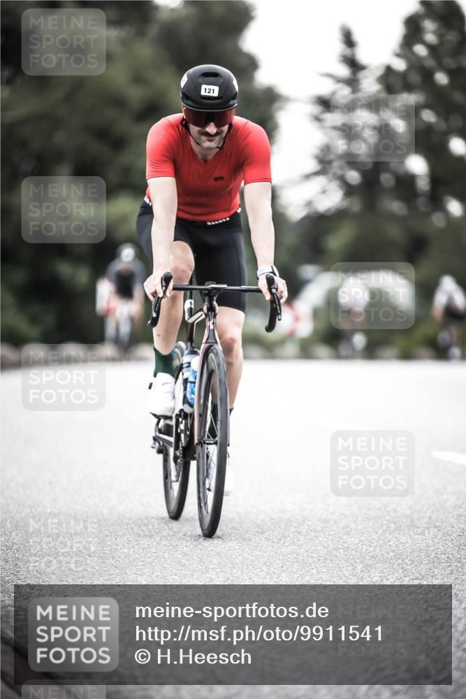 21.06.2026 - 29. Vierlanden-Triathlon H.Heesch http://msf.ph/oto/9911541 21.06.2026 09:42:41 Radfahren 71, 81, 121, 231 meine-sportfotos.de