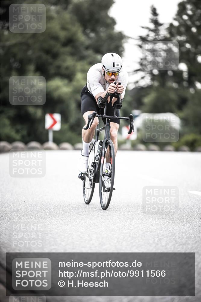 21.06.2026 - 29. Vierlanden-Triathlon H.Heesch http://msf.ph/oto/9911566 21.06.2026 09:42:48 Radfahren 71, 81, 231 meine-sportfotos.de