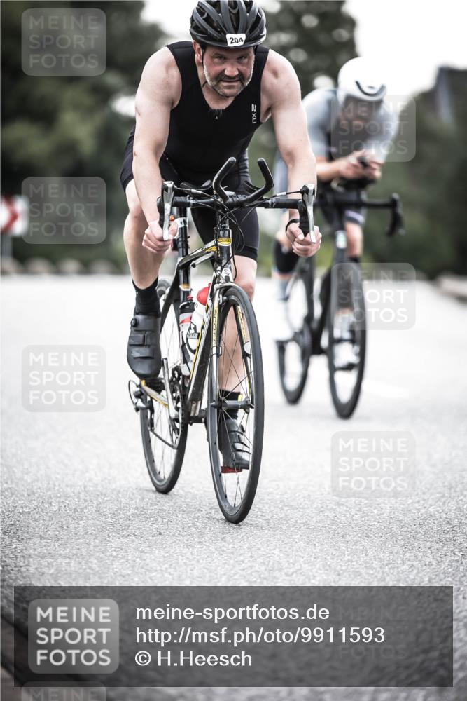 21.06.2026 - 29. Vierlanden-Triathlon H.Heesch http://msf.ph/oto/9911593 21.06.2026 09:43:03 Radfahren 9, 204, 242 meine-sportfotos.de