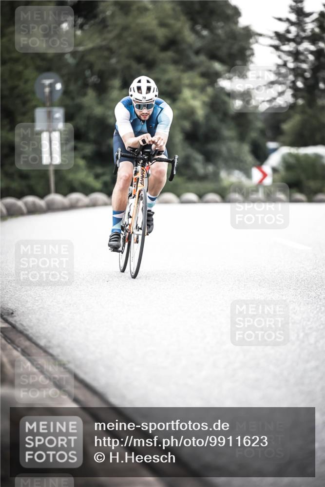 21.06.2026 - 29. Vierlanden-Triathlon H.Heesch http://msf.ph/oto/9911623 21.06.2026 09:43:18 Radfahren 70 meine-sportfotos.de