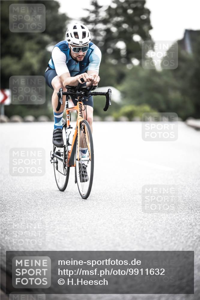 21.06.2026 - 29. Vierlanden-Triathlon H.Heesch http://msf.ph/oto/9911632 21.06.2026 09:43:18 Radfahren 70 meine-sportfotos.de