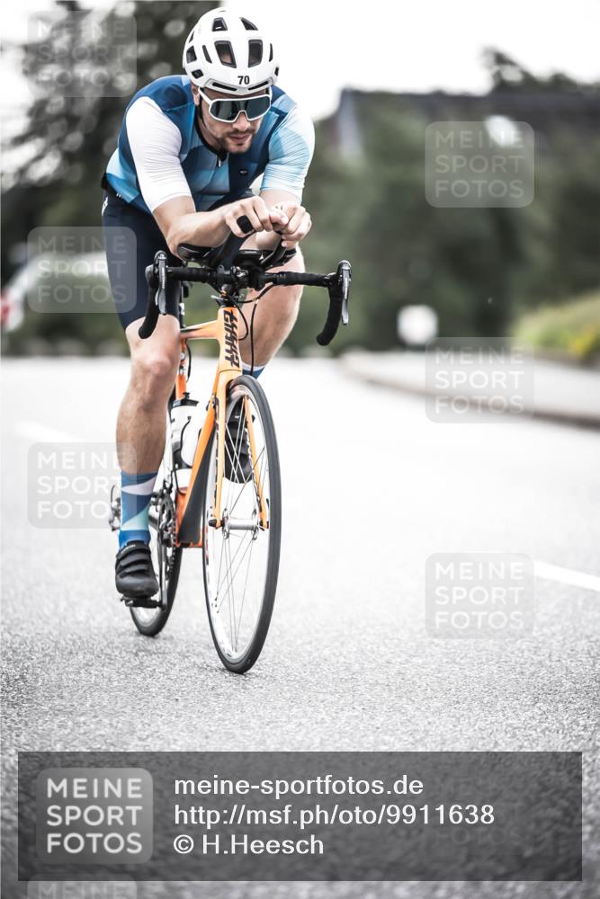 21.06.2026 - 29. Vierlanden-Triathlon H.Heesch http://msf.ph/oto/9911638 21.06.2026 09:43:18 Radfahren 70 meine-sportfotos.de