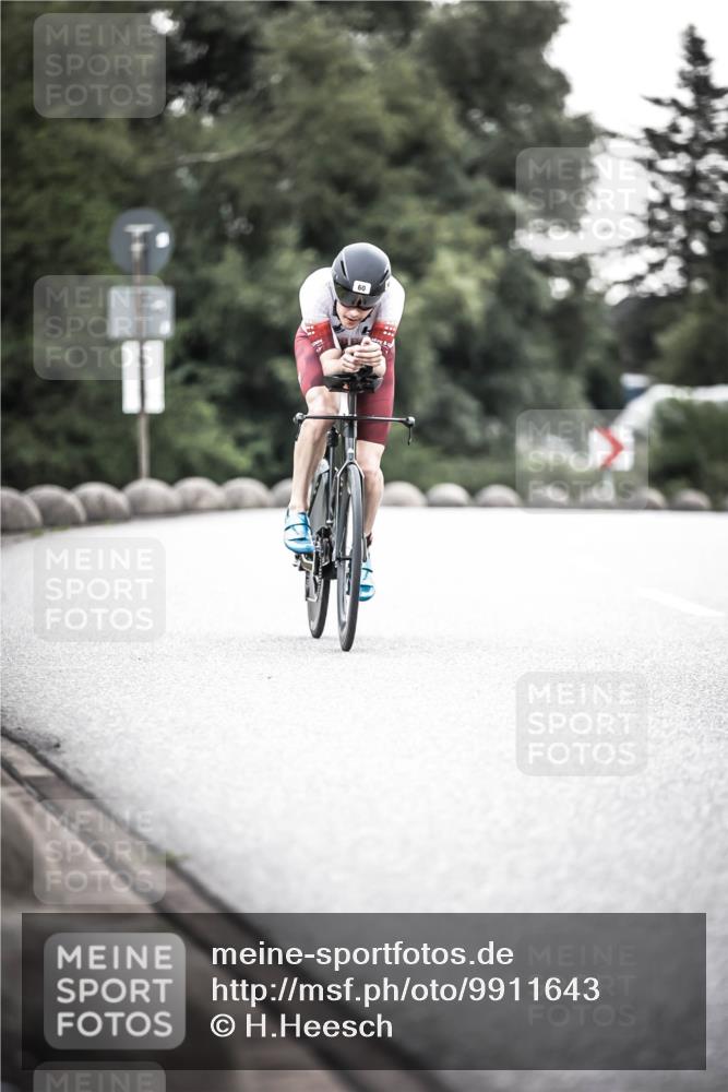 21.06.2026 - 29. Vierlanden-Triathlon H.Heesch http://msf.ph/oto/9911643 21.06.2026 09:43:36 Radfahren 60, 192 meine-sportfotos.de
