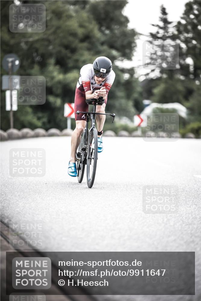 21.06.2026 - 29. Vierlanden-Triathlon H.Heesch http://msf.ph/oto/9911647 21.06.2026 09:43:37 Radfahren 60, 192, 287 meine-sportfotos.de