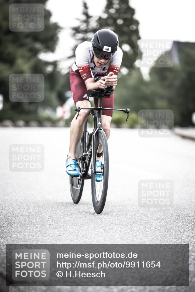21.06.2026 - 29. Vierlanden-Triathlon H.Heesch http://msf.ph/oto/9911654 21.06.2026 09:43:37 Radfahren 60, 192, 287 meine-sportfotos.de