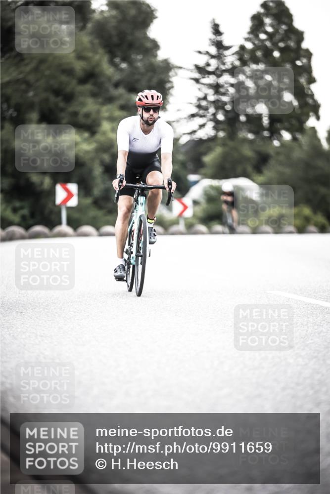 21.06.2026 - 29. Vierlanden-Triathlon H.Heesch http://msf.ph/oto/9911659 21.06.2026 09:43:50 Radfahren 23, 32, 33, 101, 111, 129, 178, 211, 216 meine-sportfotos.de