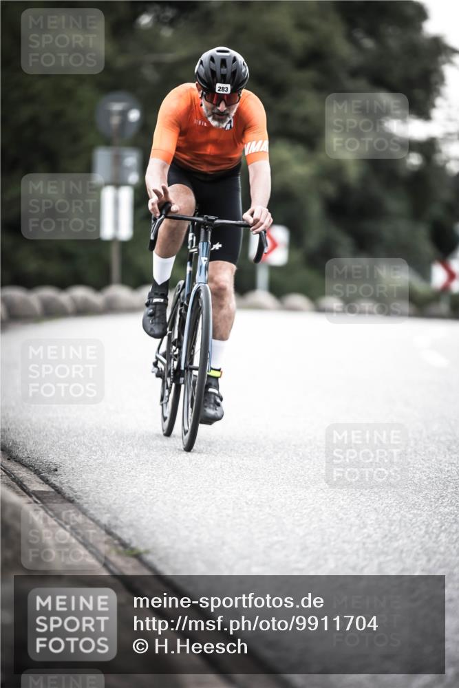 21.06.2026 - 29. Vierlanden-Triathlon H.Heesch http://msf.ph/oto/9911704 21.06.2026 09:44:11 Radfahren 76, 283, 299 meine-sportfotos.de