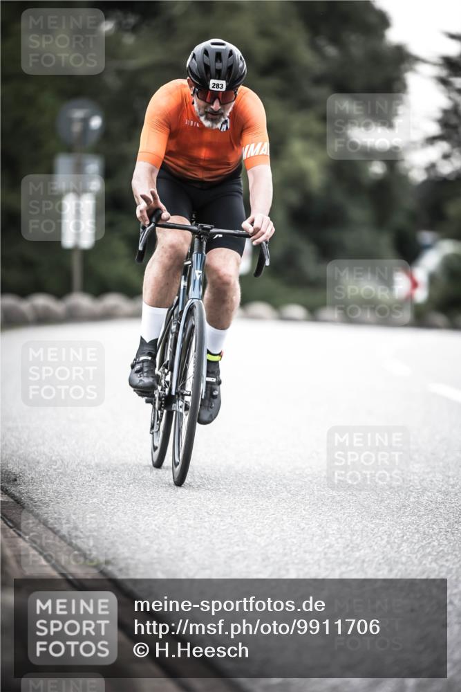 21.06.2026 - 29. Vierlanden-Triathlon H.Heesch http://msf.ph/oto/9911706 21.06.2026 09:44:11 Radfahren 76, 283, 299 meine-sportfotos.de