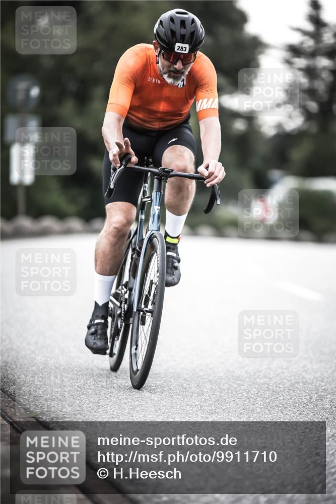 21.06.2026 - 29. Vierlanden-Triathlon H.Heesch http://msf.ph/oto/9911710 21.06.2026 09:44:12 Radfahren 76, 283, 299 meine-sportfotos.de