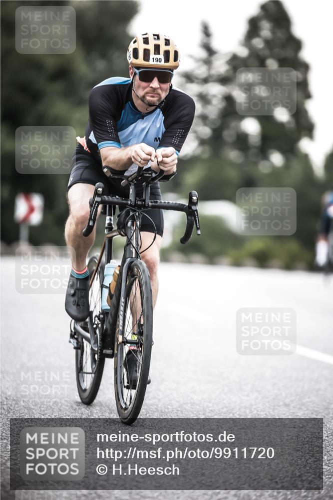 21.06.2026 - 29. Vierlanden-Triathlon H.Heesch http://msf.ph/oto/9911720 21.06.2026 09:44:24 Radfahren 63, 74, 183, 190, 302 meine-sportfotos.de