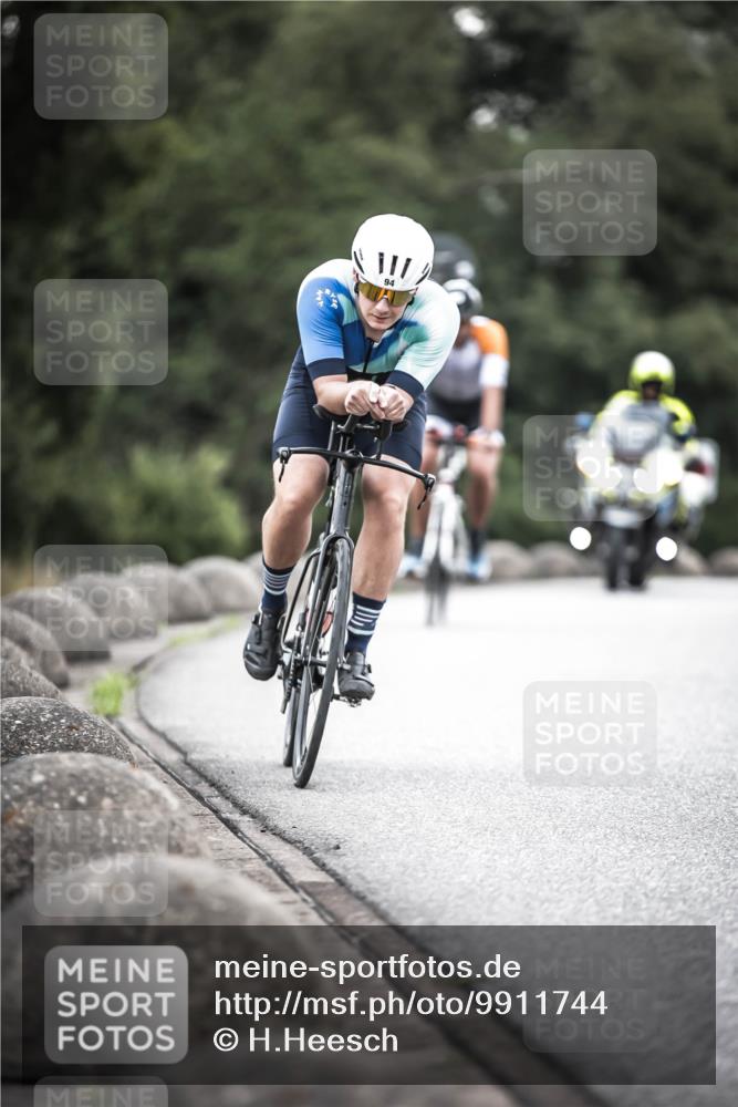 21.06.2026 - 29. Vierlanden-Triathlon H.Heesch http://msf.ph/oto/9911744 21.06.2026 09:44:37 Radfahren 16, 77, 94, 98, 107, 120, 132 meine-sportfotos.de