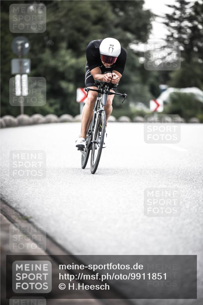 21.06.2026 - 29. Vierlanden-Triathlon H.Heesch http://msf.ph/oto/9911851 21.06.2026 09:46:04 Radfahren 45, 177, 210, 212, 293 meine-sportfotos.de