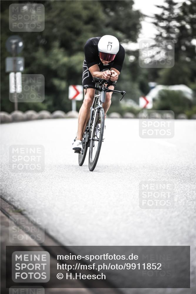 21.06.2026 - 29. Vierlanden-Triathlon H.Heesch http://msf.ph/oto/9911852 21.06.2026 09:46:04 Radfahren 45, 177, 210, 212, 293 meine-sportfotos.de