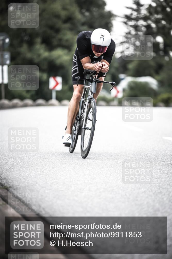 21.06.2026 - 29. Vierlanden-Triathlon H.Heesch http://msf.ph/oto/9911853 21.06.2026 09:46:04 Radfahren 45, 177, 210, 212, 293 meine-sportfotos.de