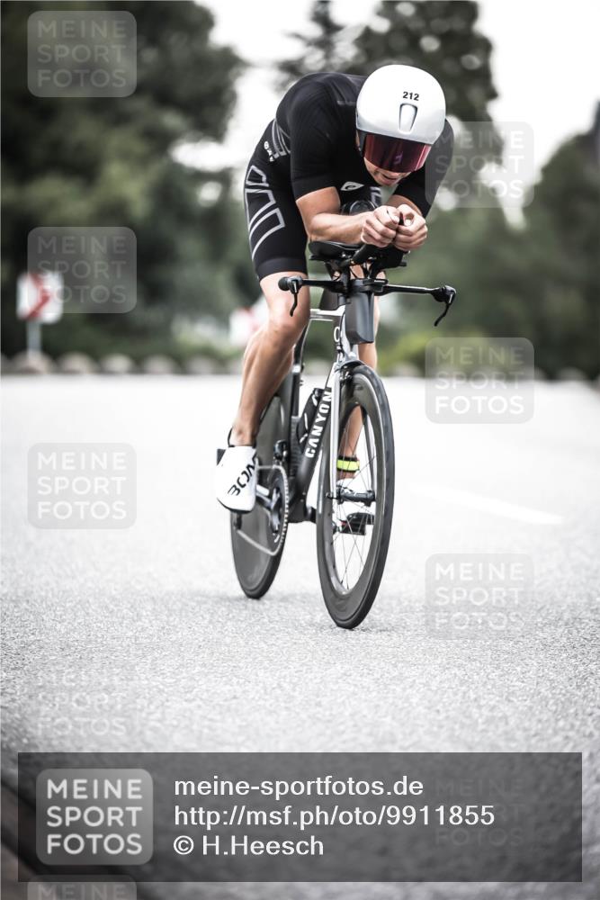 21.06.2026 - 29. Vierlanden-Triathlon H.Heesch http://msf.ph/oto/9911855 21.06.2026 09:46:04 Radfahren 45, 177, 210, 212, 293 meine-sportfotos.de