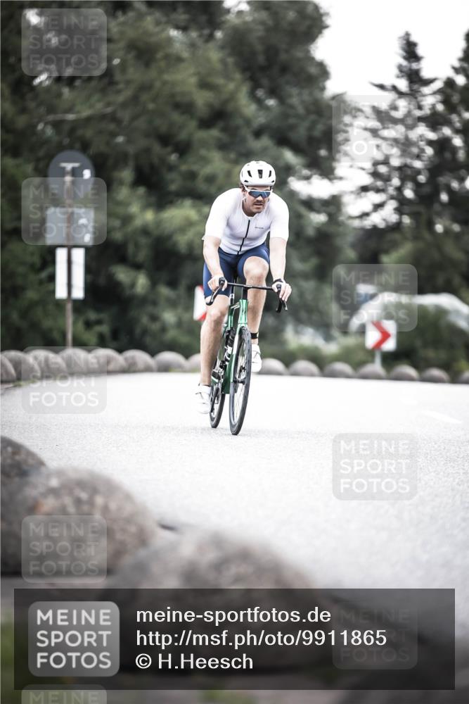 21.06.2026 - 29. Vierlanden-Triathlon H.Heesch http://msf.ph/oto/9911865 21.06.2026 09:46:26 Radfahren 58, 164 meine-sportfotos.de