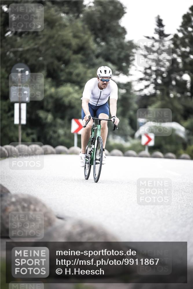 21.06.2026 - 29. Vierlanden-Triathlon H.Heesch http://msf.ph/oto/9911867 21.06.2026 09:46:27 Radfahren 58, 164 meine-sportfotos.de