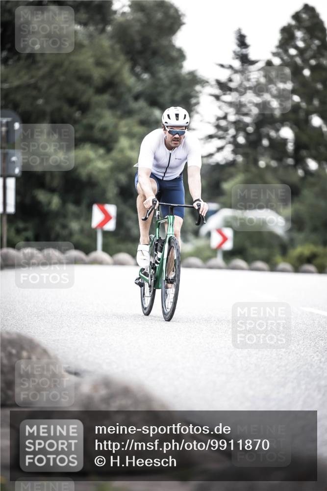 21.06.2026 - 29. Vierlanden-Triathlon H.Heesch http://msf.ph/oto/9911870 21.06.2026 09:46:27 Radfahren 58, 164 meine-sportfotos.de