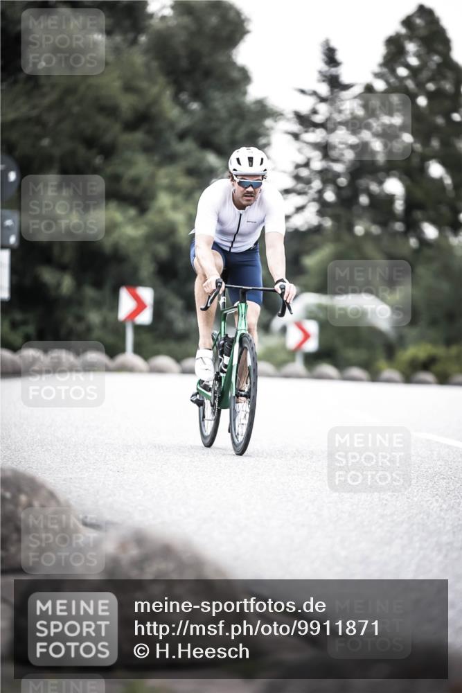 21.06.2026 - 29. Vierlanden-Triathlon H.Heesch http://msf.ph/oto/9911871 21.06.2026 09:46:27 Radfahren 58, 164 meine-sportfotos.de