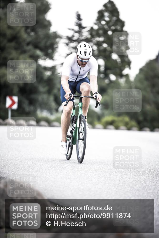 21.06.2026 - 29. Vierlanden-Triathlon H.Heesch http://msf.ph/oto/9911874 21.06.2026 09:46:27 Radfahren 58, 164 meine-sportfotos.de