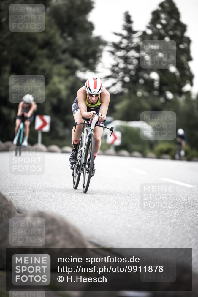 21.06.2026 - 29. Vierlanden-Triathlon H.Heesch http://msf.ph/oto/9911878 21.06.2026 09:46:51 Radfahren 140, 240, 241 meine-sportfotos.de