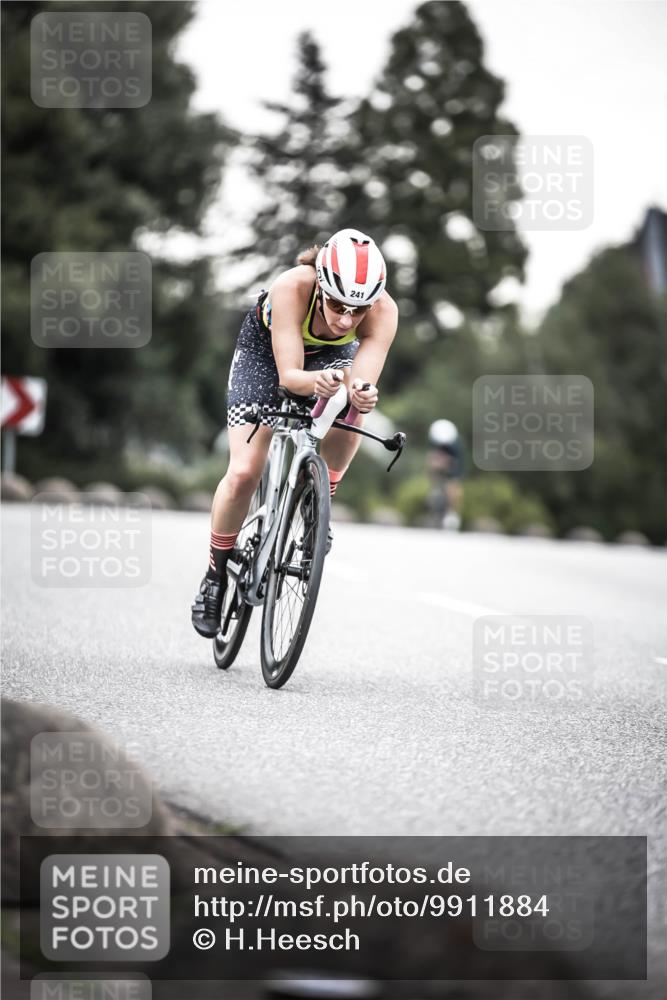 21.06.2026 - 29. Vierlanden-Triathlon H.Heesch http://msf.ph/oto/9911884 21.06.2026 09:46:51 Radfahren 140, 240, 241 meine-sportfotos.de