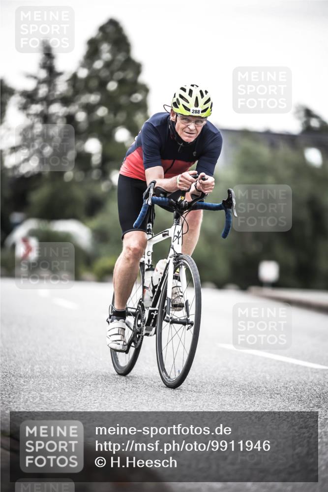 21.06.2026 - 29. Vierlanden-Triathlon H.Heesch http://msf.ph/oto/9911946 21.06.2026 09:47:05 Radfahren 148, 172, 288 meine-sportfotos.de