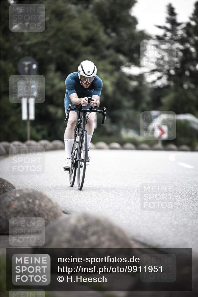 21.06.2026 - 29. Vierlanden-Triathlon H.Heesch http://msf.ph/oto/9911951 21.06.2026 09:48:30 Radfahren 12, 14, 36, 87 meine-sportfotos.de