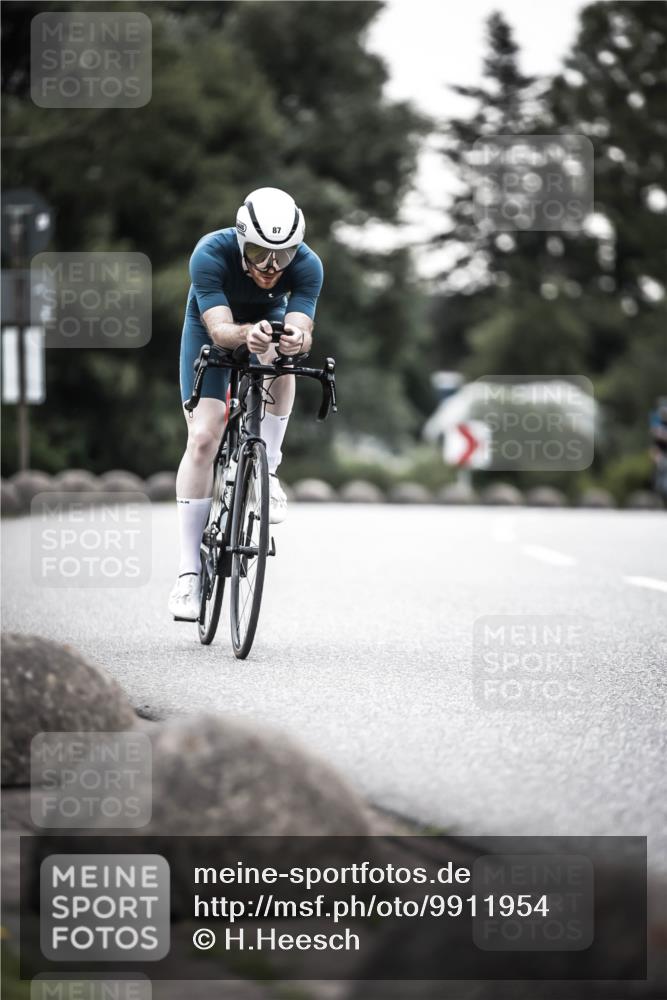21.06.2026 - 29. Vierlanden-Triathlon H.Heesch http://msf.ph/oto/9911954 21.06.2026 09:48:30 Radfahren 12, 14, 36, 87 meine-sportfotos.de