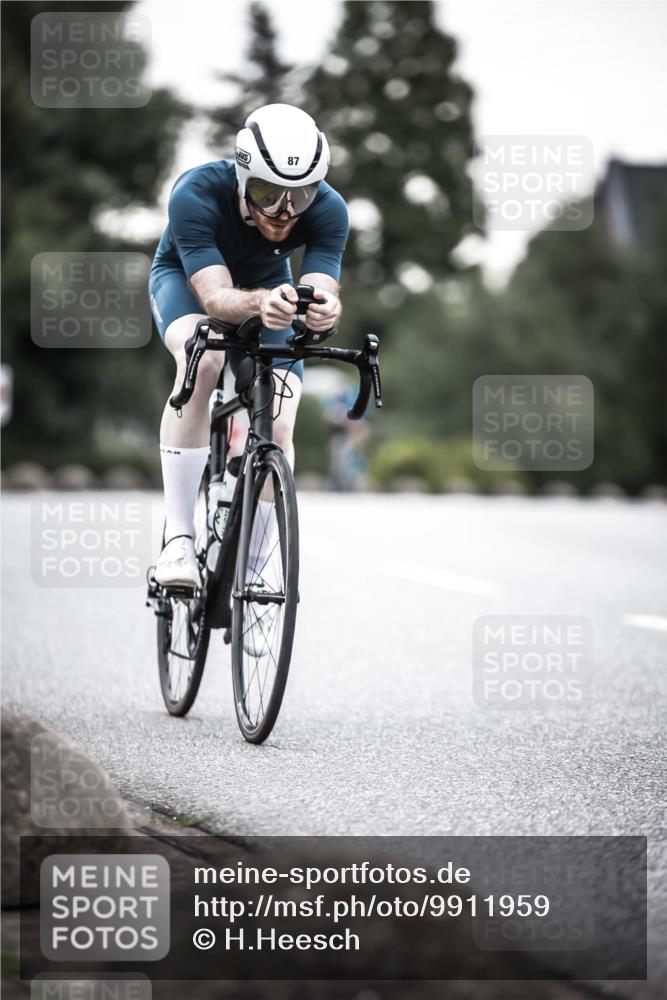 21.06.2026 - 29. Vierlanden-Triathlon H.Heesch http://msf.ph/oto/9911959 21.06.2026 09:48:30 Radfahren 12, 14, 36, 87 meine-sportfotos.de