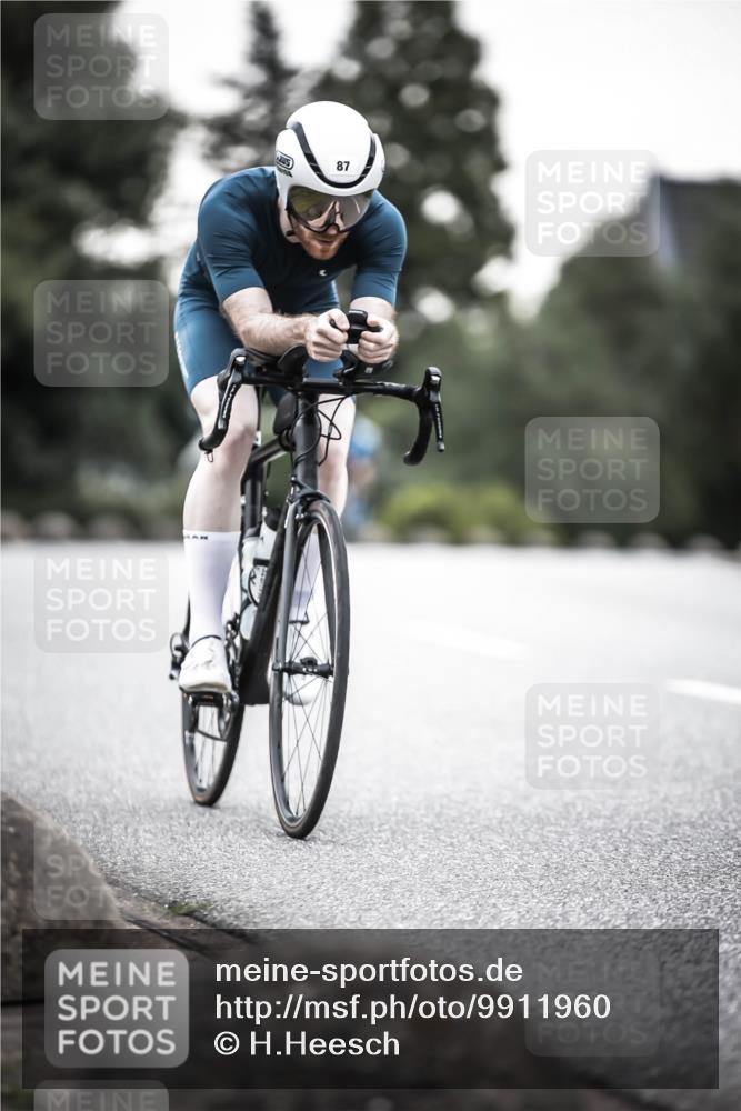 21.06.2026 - 29. Vierlanden-Triathlon H.Heesch http://msf.ph/oto/9911960 21.06.2026 09:48:30 Radfahren 12, 14, 36, 87 meine-sportfotos.de