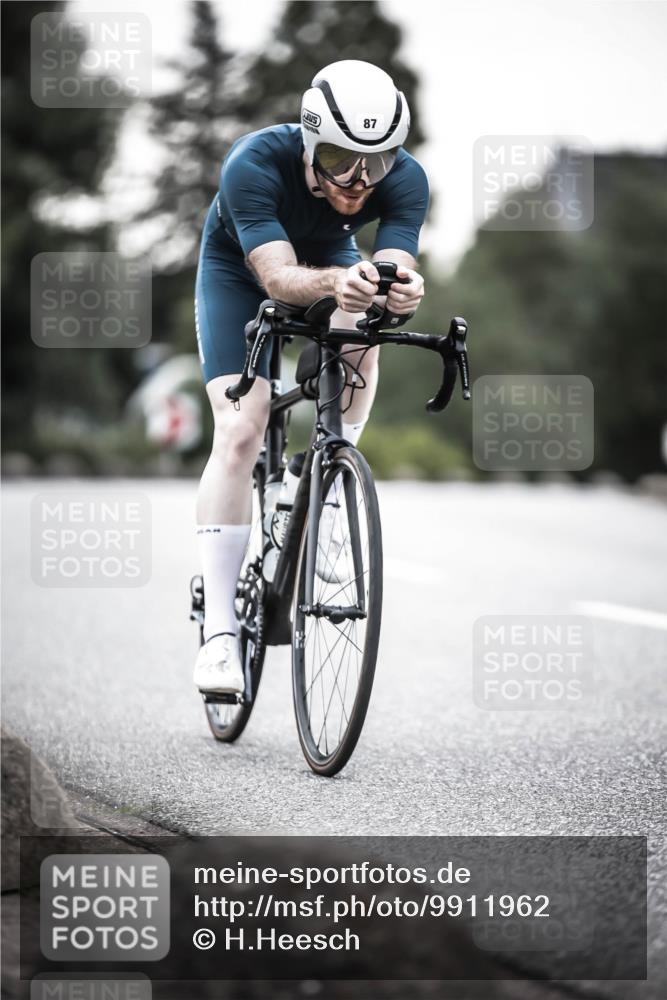21.06.2026 - 29. Vierlanden-Triathlon H.Heesch http://msf.ph/oto/9911962 21.06.2026 09:48:30 Radfahren 12, 14, 36, 87 meine-sportfotos.de