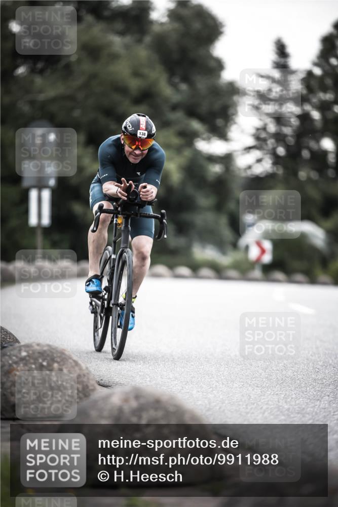 21.06.2026 - 29. Vierlanden-Triathlon H.Heesch http://msf.ph/oto/9911988 21.06.2026 09:48:49 Radfahren 138, 207, 247 meine-sportfotos.de