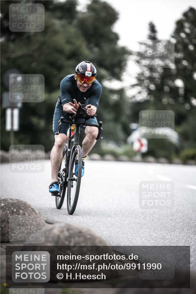21.06.2026 - 29. Vierlanden-Triathlon H.Heesch http://msf.ph/oto/9911990 21.06.2026 09:48:49 Radfahren 138, 207, 247 meine-sportfotos.de